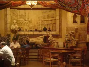 Traditionelles Café in Kairo