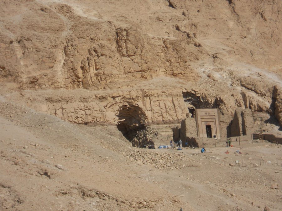 Felsengräber im Tal der Könige bei Luxor